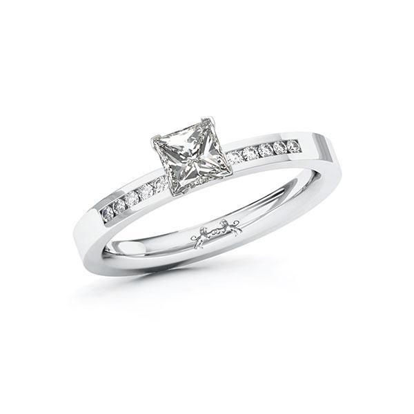 Verlovingsring in witgoud 14 kt. met 0,7 ct. + in totaal 0,1 ct. Princess-Diamant tw,vs tw/si van Steinberg - Q-10AQB5-W5-1QGMACZ Verlovingsring in witgoud 14 kt. met 0,7 ct. + in totaal 0,1 ct. Princess-Diamant tw,vs tw/si van Steinberg - Q-10AQB5-W5-1QGMACZ