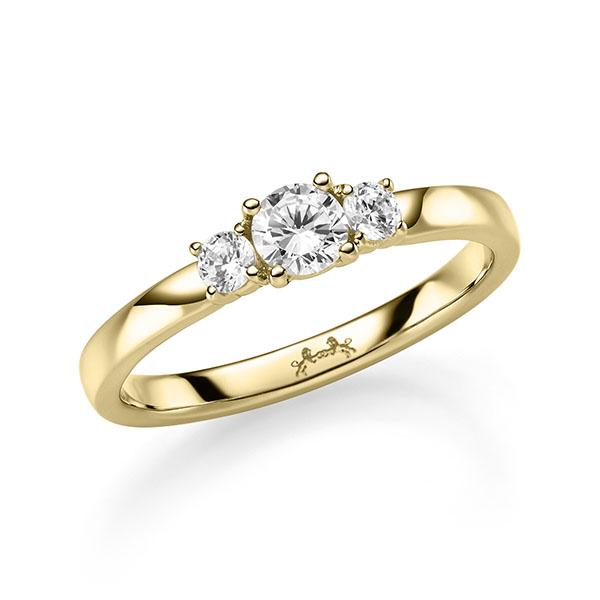 Yellow gold outlet diamond engagement rings
